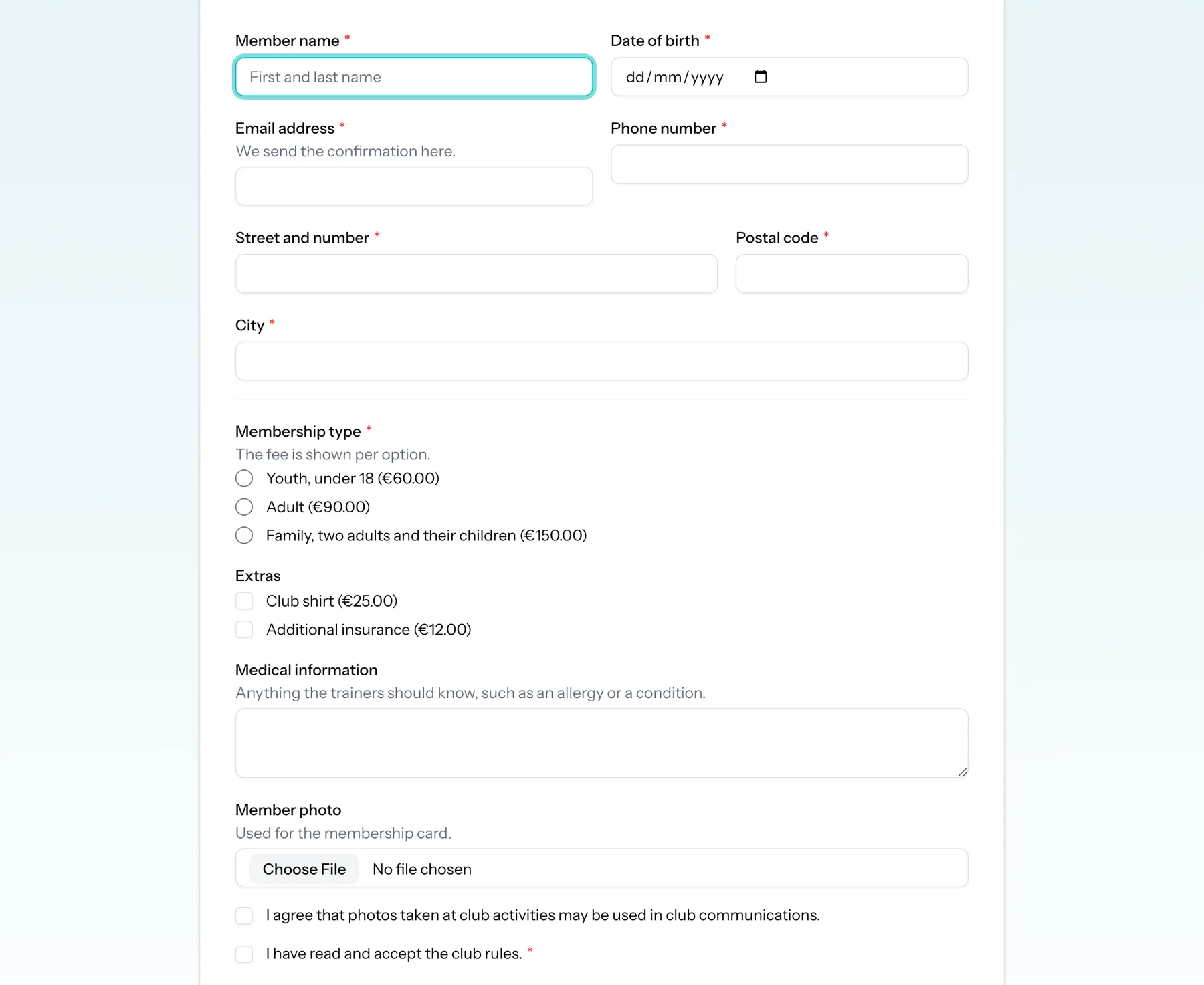 A public registration form with an upload field for a member photo.
